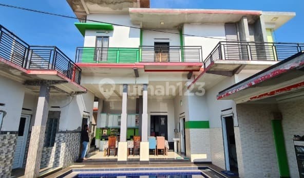Dijual Rumah 2 Lantai Private Pool Murah di Cianjur Jawa Barat