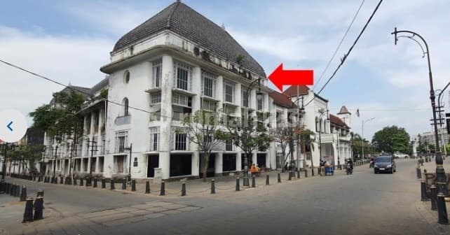 Dijual Gedung Perkantoran Lokasi Strategis