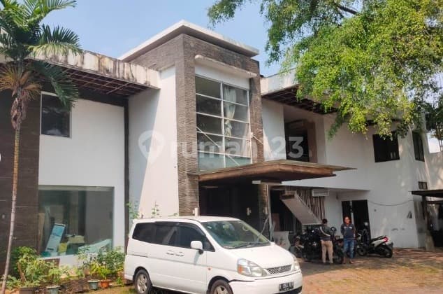 Dijual Lelang Rumah Mewah di Kemang Mampang Prapatan Jakarta Selatan