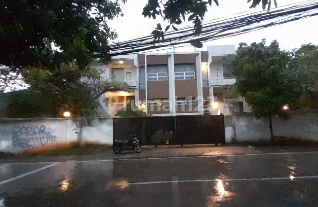 Dijual Rumah Bagus di Pancoran Jakarta Selatan