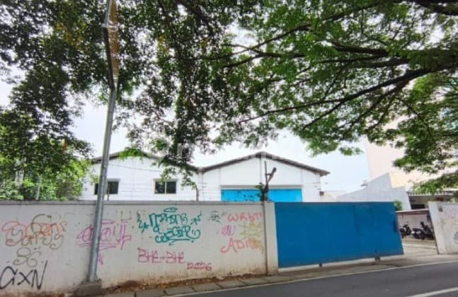 Dijual Lelang Gudang Murah Lt 1150 M2 Lokasi Strategis di Pondok Aren Tangerang Selatan
