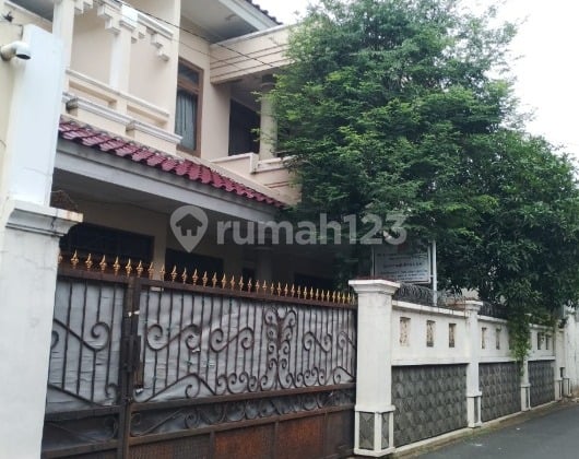 Dijual Rumah Murah Lt 372 M2 Harga Dibawah Pasar di Cipinang Cempedak Jatinegara Jakarta Timur