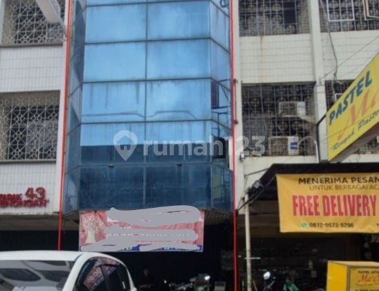 Dijual Ruko Lokasi Strategis Pinggir Jalan di Kelapa Gading Jakarta Utara