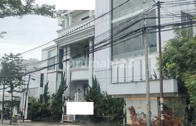 Price Drop! Commercial Building for Sale in Cempaka Putih Barat, Central Jakarta. Price Drop! Commercial Building for Sale in Cempaka Putih Barat, Central Jakarta.
