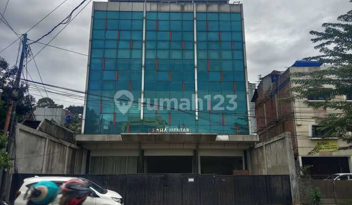 Gedung Strategis Di Kebayoran Lama Ciputat Raya Jakarta Selatan