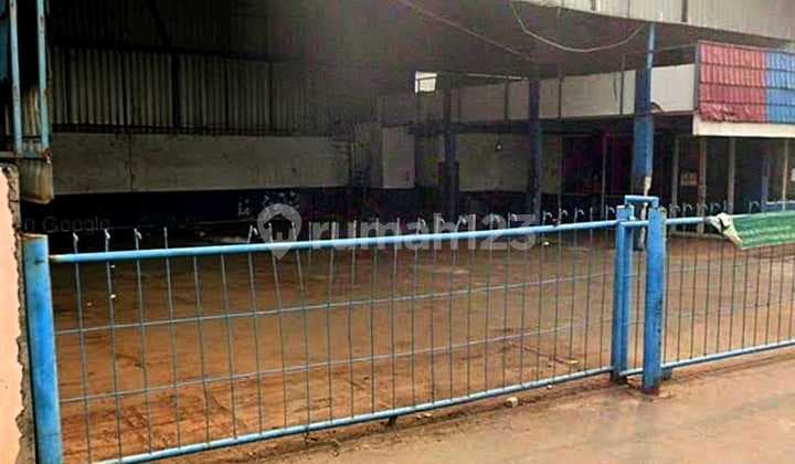 Warehouse for Rent on Sultan Agung Street, Cakung, East Jakarta