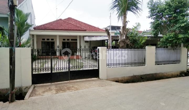 Rumah Jati Padang Pasar Minggu Jakarta Selatan - Esn