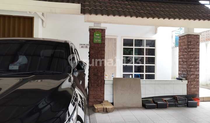 Rumah Pinggir Jalan Cocok Usaha