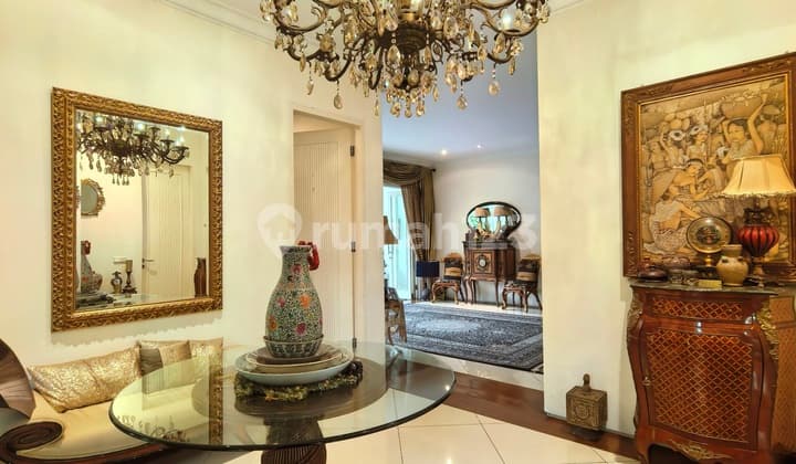 Rumah Bagus Terawat Siap Huni Taman Luas Harga Menarik