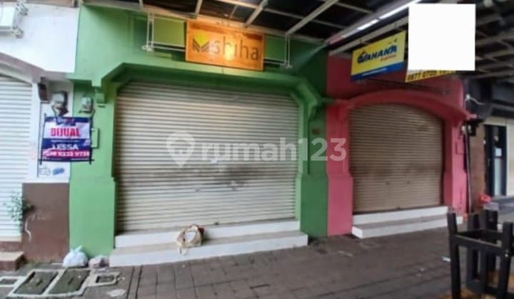 Ruko Gandeng Jual Murah Bagus untuk Cafe Granada Square Bsd.lokasi Ramai Dekat Stasiun Kereta dan Toll Jorr
