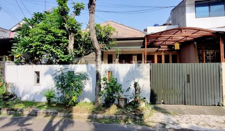 Rumah Siap Huni di Villa Melati Mas, Serpong Utara - Esn