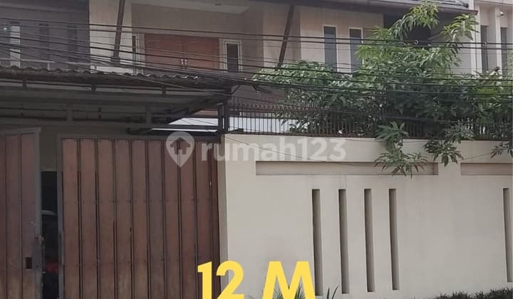 Strategic 2-Story House in Tanjung Duren