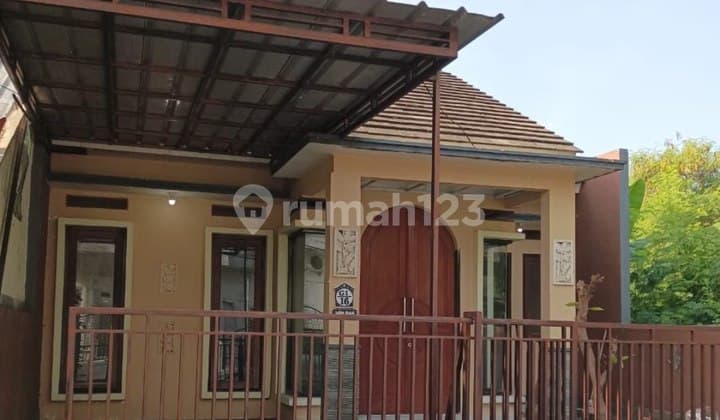 Rumah Nyaman Lingkungan Asri Harga 1,3 M Di Grand Depok City