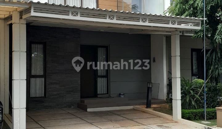 Rumah Besar 4 Kamar Nyaman dan Asri Siap Huni di Summarecon Bekasi