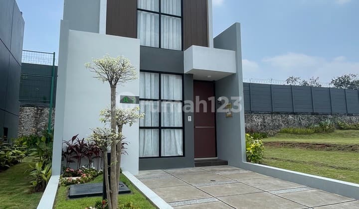 Rumah siap huni deket Mall Aeon BSD