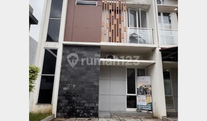 Rumah2 Lantai Full Fasilitas Bebas Banjir