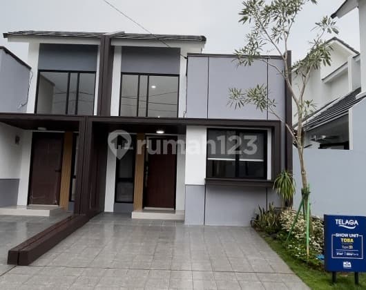 Cheap 2-story house near toll access close to station.