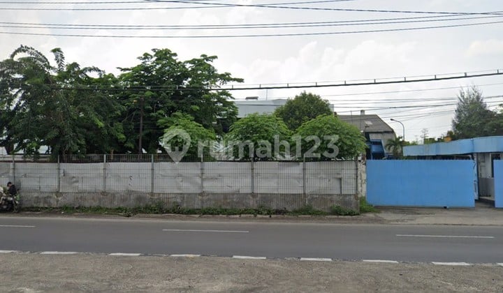 Disewakan Pabrik + Kantor Strategis 0 Jalan Raya Sepanjang