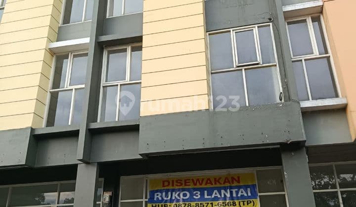 Disewakan Ruko 3 Lantai Strategis 0 Jalan Raya Merr