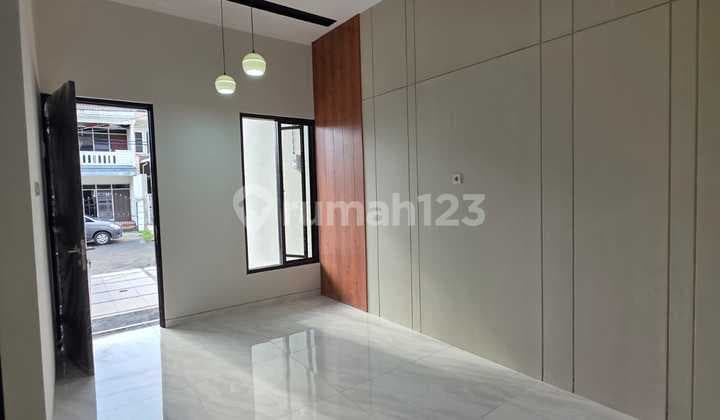 Rumah 2 Lantai Klampis Dekat Galaxy Mall Its Unair Merr