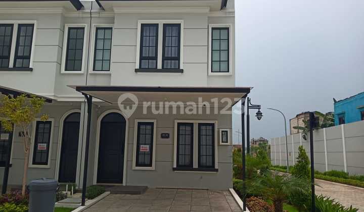 Rumah 2 Lantai Dekat Kampus Cita Hati Pakuwon Mall Tol Driyorejo