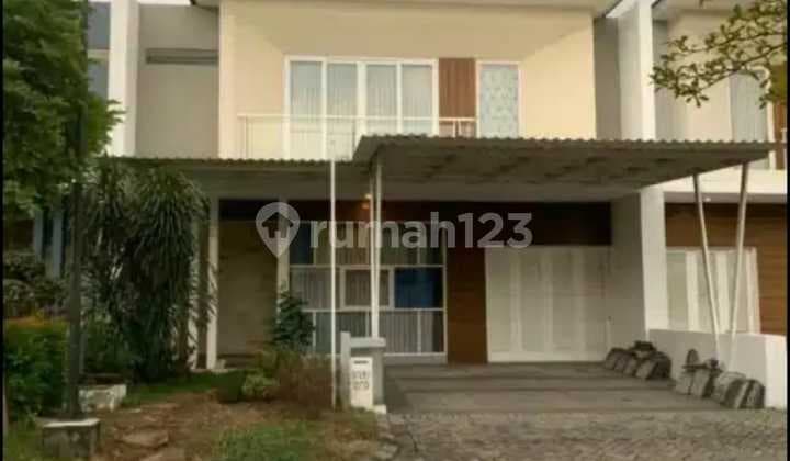 Rumah 2 Lantai Royal Residence Furnished Dekat Unesa Pakuwon Mall