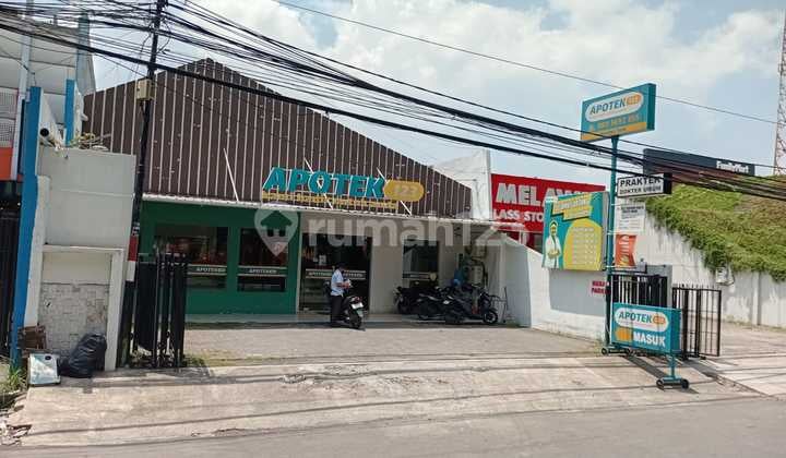 Rumah 1 Lantai Nol Jalan Raya Manukan Tama