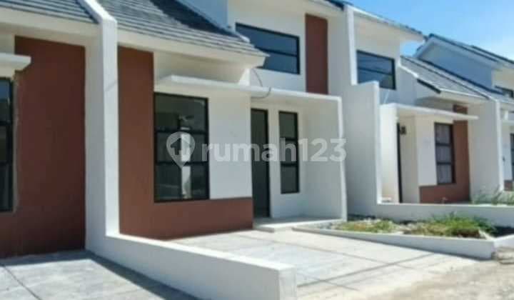 Rumah 2 Lantai Mezzanine Siap Huni