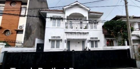 Rumah Hoki Harga Menarik Dalam Komplek Sariwangi Di Parongpong