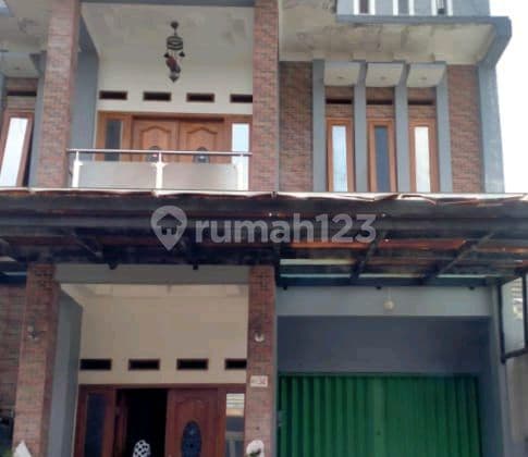 Minimalist House in a Private Village Complex in Bojongsoang