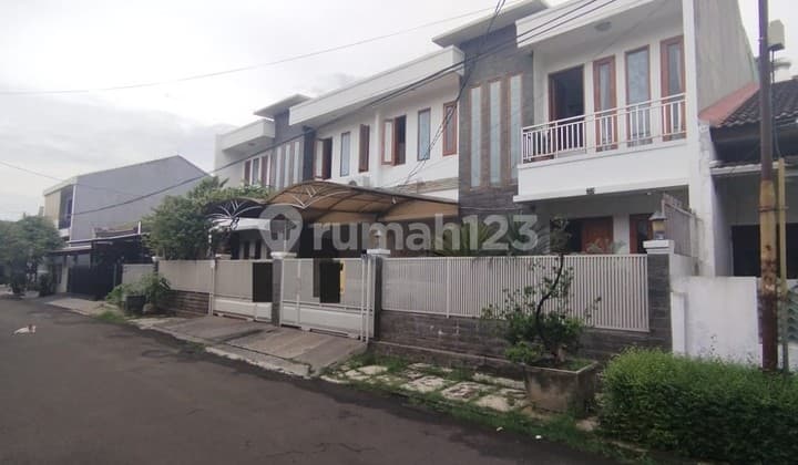 Rumah SHM LT 270 M² + LB 380 M² - Bintaro Jaya Sektor 2 | Lingkungan Premium