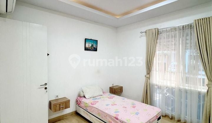 Rumah Strategis di The Icon, Cluster Cosmo BSD Tangerang Selatan