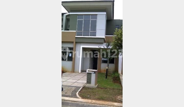 Rumah 2 Lantai di Naturale Foresta BSD Tangerang Selatan