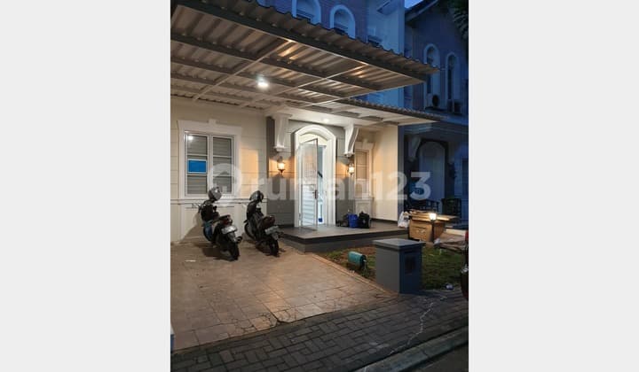 Rumah 2,5 Lantai Furnished di Vanya Park Azura BSD