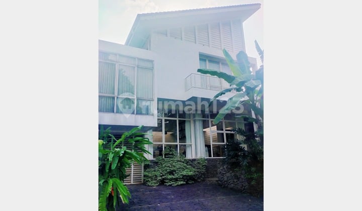 Rumah Design Modern Tropis Puspitaloka - Bsd City, Tangerang Selatan