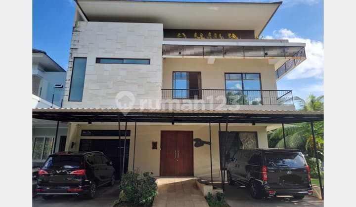 Rumah Huk Cluster Aurora - Renata Alam Sutera, Tangerang Selatan