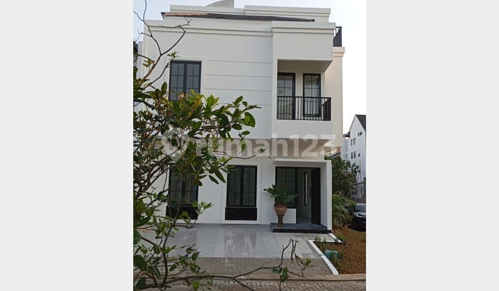 New House Kireina Park BSD Free Kitchen Set