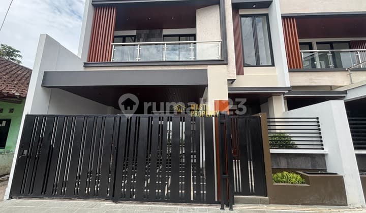 Luxury House for Sale Near Hyatt Hotel, Limited Units Available