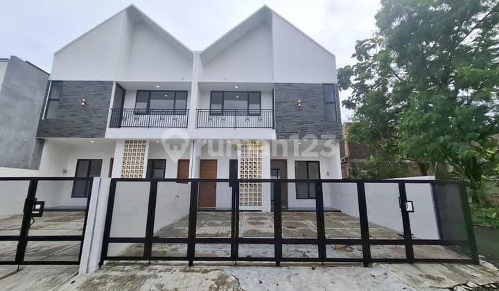 Rumah 2 Lantai Siap Huni Scandinavian Style di Utara Jogja Bay