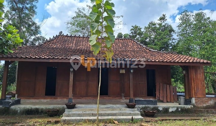 DIJUAL RUMAH JOGLO SHM 500 JUTAAN DEKAT BANDARA GADING DI PLAYEN GUNUNGKIDUL