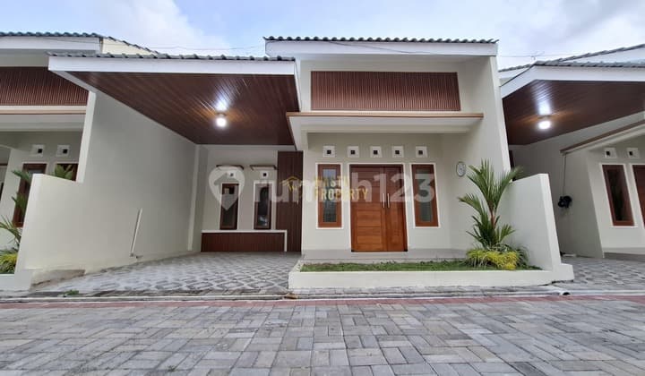 Dijual Rumah Modern Dalam Cluster SHM 600 Jutaan di Purwomartani Kalasan Sleman Dekat Kampus Ukrim