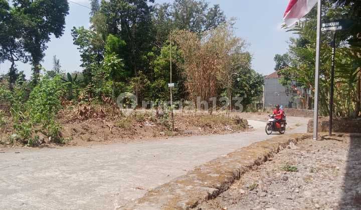 DIJUAL TANAH KAVLING 4 JUTAAN/METER DEKAT UII JAKAL KM 12 DI SARDONOHARJO NGAGLIK SHM