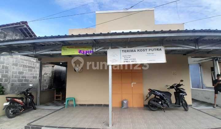 DIJUAL KOST SHM AKTIF 23 KAMAR 2 MENIT DARI KAMPUS UKRIM DI PURWOMARTANI KALASAN SLEMAN