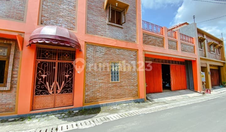 DIJUAL KOST CANTIK SHM 3 MILIYAR BISA NEGO SHM DI CONDONGCATUR DEPOK SLEMAN