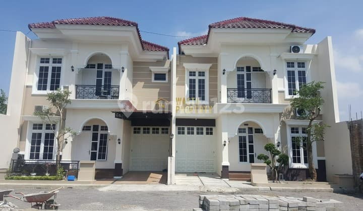 Rumah Modern 2 Lantai One Gate dan Fasum Lengkap di Banguntapan