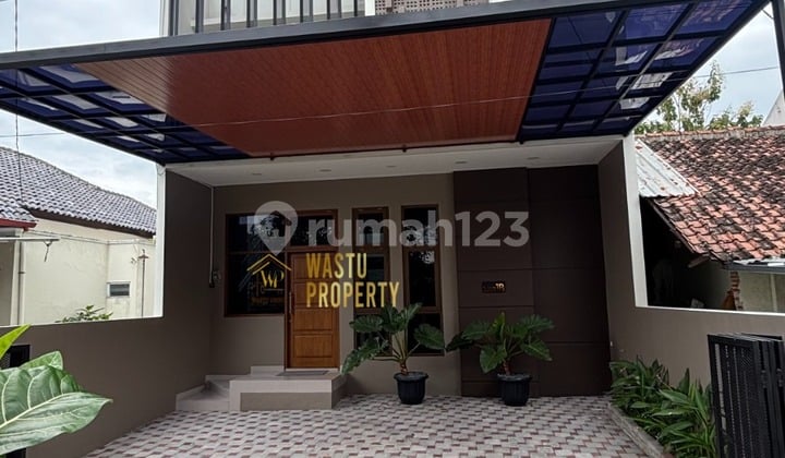Rumah Siap Huni, 2 Lantai, Dekat ke Kampus Ugm Jogja