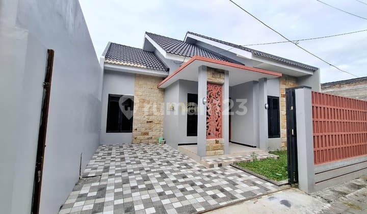 Rumah Modern, 8 Menit ke Kampus Upn Jogja di Ngemplak, Sleman