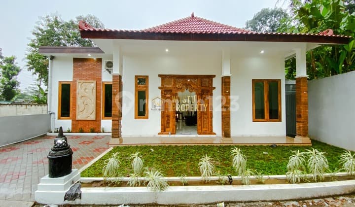 Rumah Semi Etnik Lokasi Strategis Kawasan Wisata Borobudur Magelang