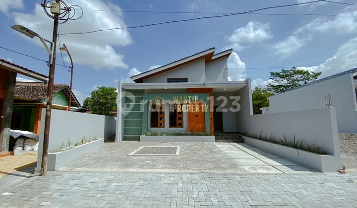 Rumah Baru Siap Huni Tanah Luas di Dekat Candi Prambanan