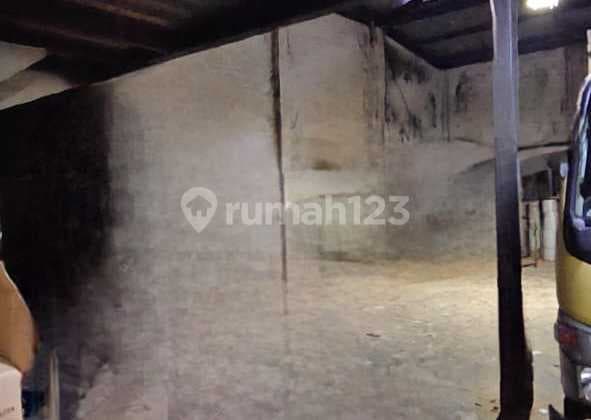 Dijual Gudang di Kembar Baru Ex Workshop Mebel